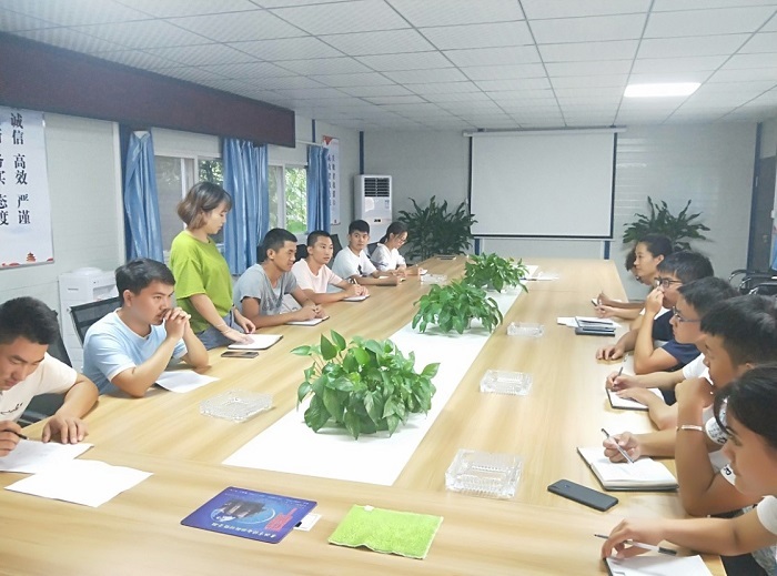 1567409091134151.jpg 聯(lián)合公司團支部集中學(xué)習(xí)1.jpg