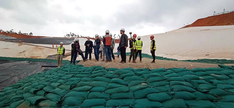 1573713457328805.jpg 現(xiàn)場(chǎng)驗(yàn)收.jpg