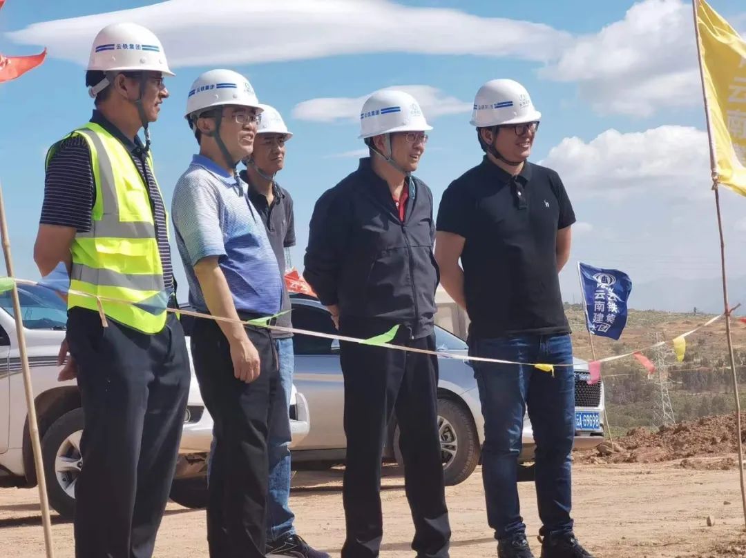 2022-06-02-沈家文到公司祥云項(xiàng)目檢查.jpg