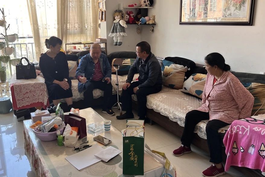 1695000592300414.jpg aa1d2bbb3c4eaf5d7814cdf97019b0ac.jpg